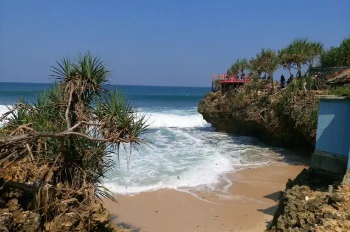 Pantai Ngobaran