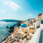 10 Tempat Romantis di Santorini, Yunani yang Hits dan Ikonik