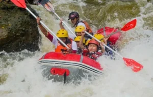 7 Rekomendasi Tempat Rafting di Bogor untuk Liburan Seru dan Menantang