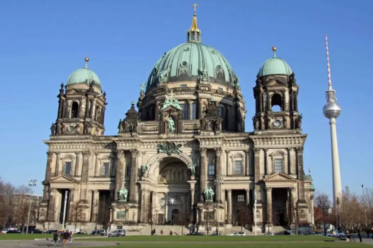 Tempat Wisata di Berlin: Berliner Dom Katedral Megah di Jantung Kota